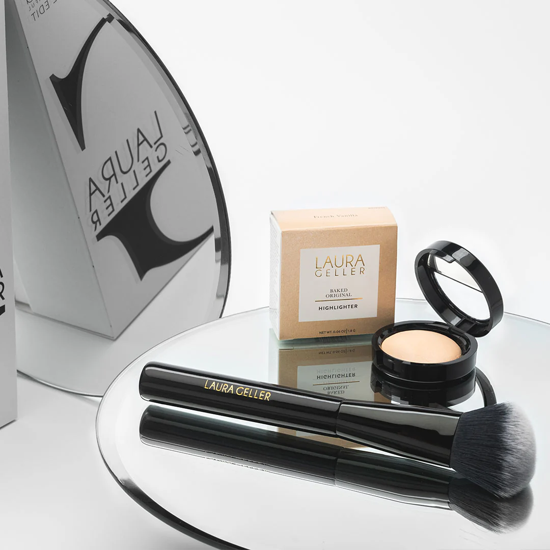 The Laura Geller Beauty Box (Worth £100+) - Image 4